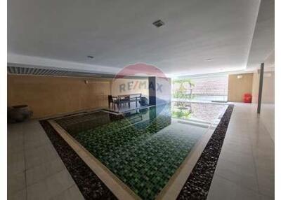 Homey Pet-Friendly Condo Phromphong with 4 Balcony