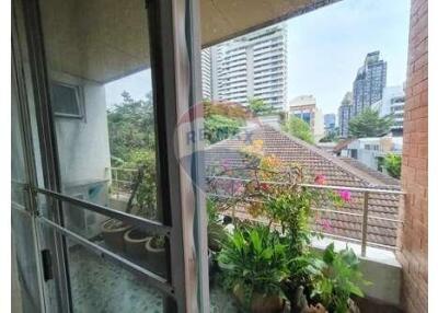 Homey Pet-Friendly Condo Phromphong with 4 Balcony