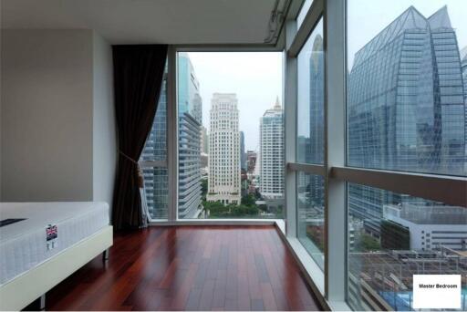 For Rent: 3-Bedroom High Floor Unit at Athenee Residence