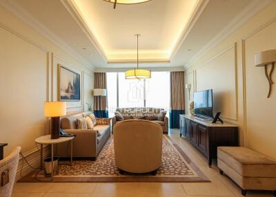 Fully Furnished  Luxurious Apt  Elegant Design