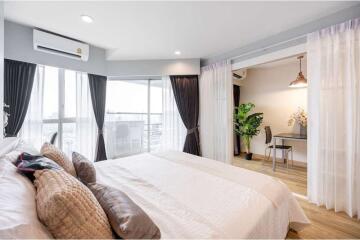 52 Sqm., Studio Condo listed for ฿ 5,900,000.