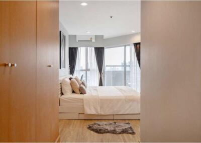 52 Sqm., Studio Condo listed for ฿ 5,900,000.