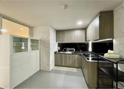 For Sale with Tenant new renovated 3 beds President Park Sukhumvit 24