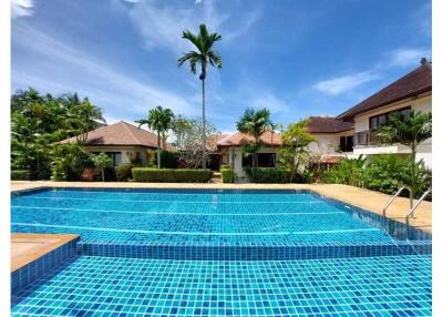 Pool Villa Pasak, HeadStart International school,Blue Tree Phuket