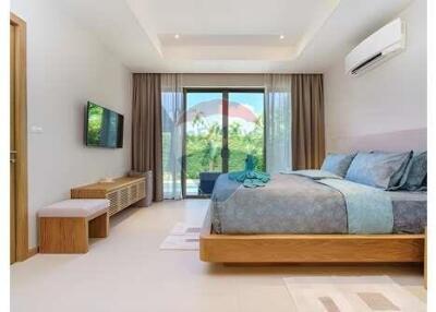 Trichada Tropical, luxury Bangtao, Phuket Villa, UWC Thailand