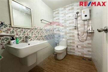 96 Sqm., 3 Beds Townhouse listed for ฿ 1,600,000.