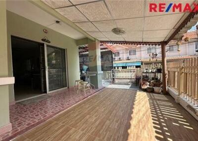 96 Sqm., 3 Beds Townhouse listed for ฿ 1,600,000.