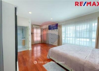 305 Sqm., 4 Beds Townhouse listed for ฿ 12,900,000.