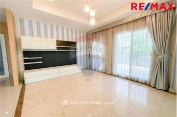 305 Sqm., 4 Beds Townhouse listed for ฿ 12,900,000.