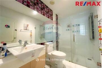 305 Sqm., 4 Beds Townhouse listed for ฿ 12,900,000.