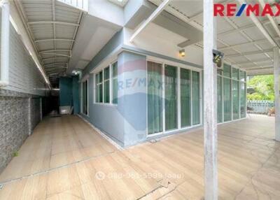 305 Sqm., 4 Beds Townhouse listed for ฿ 12,900,000.