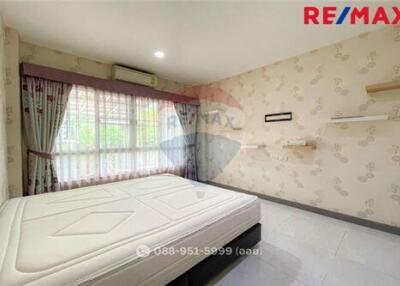 305 Sqm., 4 Beds Townhouse listed for ฿ 12,900,000.