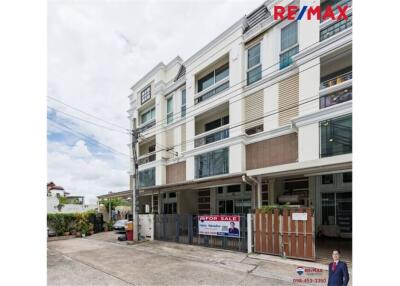 189 Sqm., 3 Beds Townhouse listed for ฿ 4,290,000.