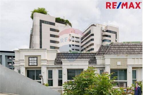 189 Sqm., 3 Beds Townhouse listed for ฿ 4,290,000.