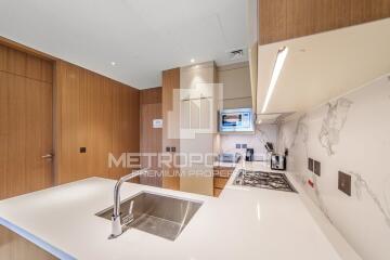 Exclusive 1 bedroom, Furnished, Bouleward View