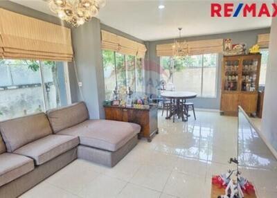 180 Sqm., 3 Beds Townhouse listed for ฿ 5,990,000.