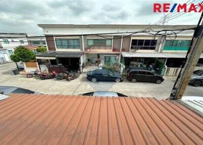 90 Sqm., 3 Beds Townhouse listed for ฿ 2,390,000.