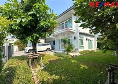 158 Sqm., 3 Beds Townhouse listed for ฿ 8,000,000.