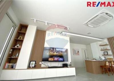 158 Sqm., 3 Beds Townhouse listed for ฿ 8,000,000.