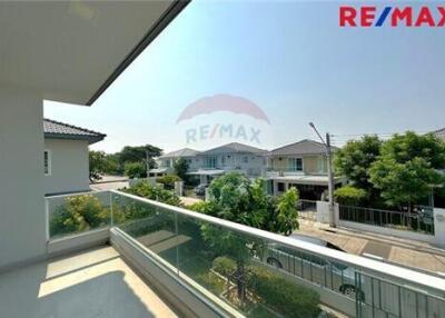 158 Sqm., 3 Beds Townhouse listed for ฿ 8,000,000.