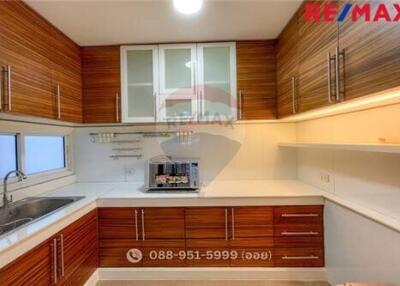 270 Sqm., 4 Beds Townhouse listed for ฿ 6,200,000.