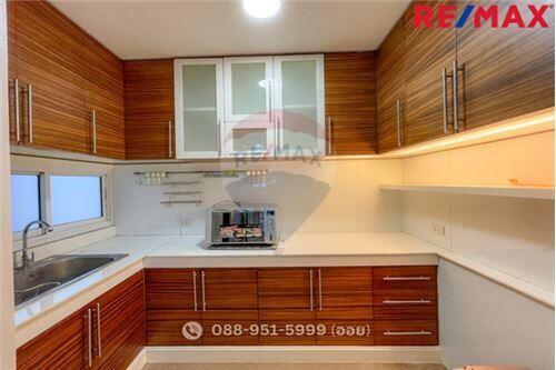 270 Sqm., 4 Beds Townhouse listed for ฿ 6,200,000.