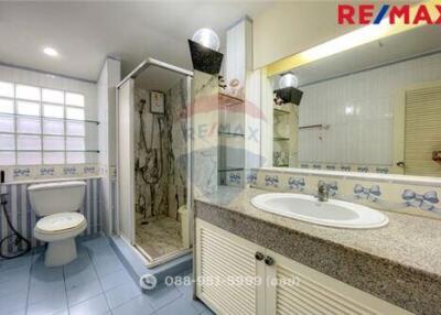 270 Sqm., 4 Beds Townhouse listed for ฿ 6,200,000.