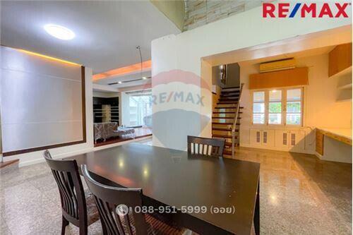 270 Sqm., 4 Beds Townhouse listed for ฿ 6,200,000.