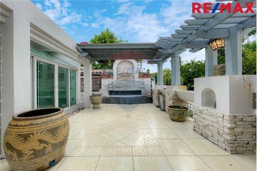 270 Sqm., 4 Beds Townhouse listed for ฿ 6,200,000.