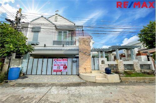 270 Sqm., 4 Beds Townhouse listed for ฿ 6,200,000.