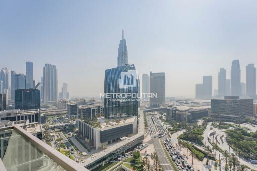 Burj Khalifa View  Unfurnished  Maids Room