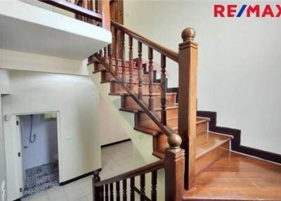 200 Sqm., 4 Beds Townhouse listed for ฿ 2,790,000.