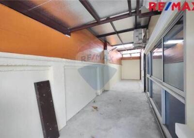 200 Sqm., 4 Beds Townhouse listed for ฿ 2,790,000.