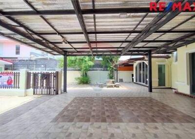 200 Sqm., 4 Beds Townhouse listed for ฿ 2,790,000.