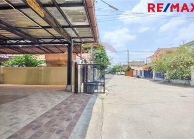 200 Sqm., 4 Beds Townhouse listed for ฿ 2,790,000.