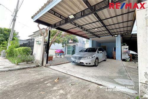 130 Sqm., 3 Beds Townhouse listed for ฿ 3,290,000.