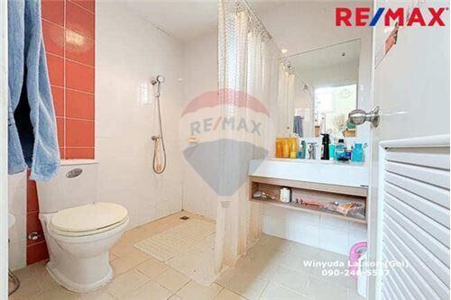 130 Sqm., 3 Beds Townhouse listed for ฿ 3,290,000.