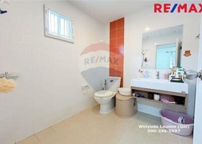 130 Sqm., 3 Beds Townhouse listed for ฿ 3,290,000.