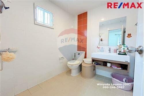 130 Sqm., 3 Beds Townhouse listed for ฿ 3,290,000.