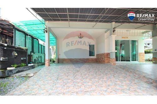 157 Sqm., 3 Beds Townhouse listed for ฿ 6,300,000.