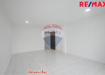 320 Sqm. Townhouse listed for ฿ 4,200,000.