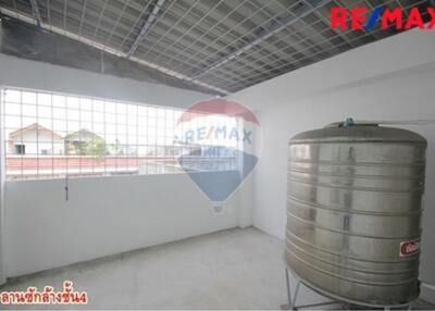 320 Sqm. Townhouse listed for ฿ 4,200,000.