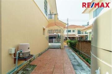 145 Sqm., 3 Beds Townhouse listed for ฿ 3,900,000.