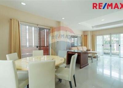 145 Sqm., 3 Beds Townhouse listed for ฿ 3,900,000.