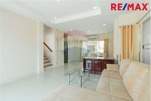 145 Sqm., 3 Beds Townhouse listed for ฿ 3,900,000.