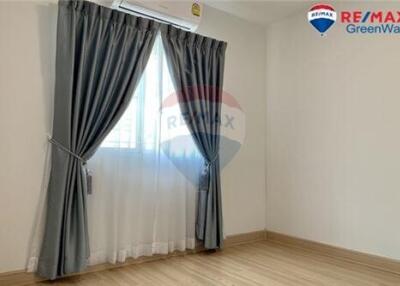 72 Sqm., 3 Beds, 2 Baths Townhouse listed for ฿ 2,100,000.