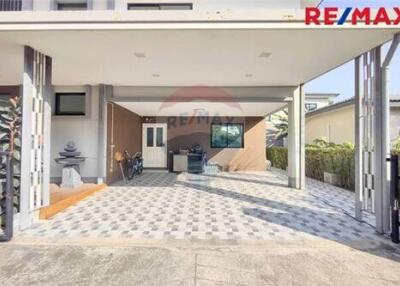 185 Sqm., 4 Beds Townhouse listed for ฿ 6,900,000.