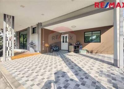 185 Sqm., 4 Beds Townhouse listed for ฿ 6,900,000.