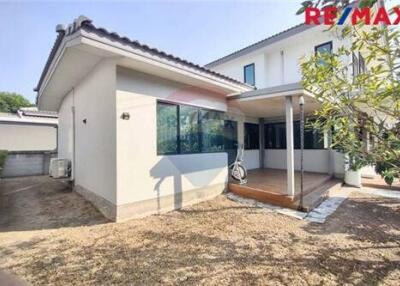 185 Sqm., 4 Beds Townhouse listed for ฿ 6,900,000.