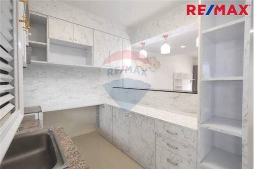 112 Sqm., 3 Beds Townhouse listed for ฿ 1,950,000.